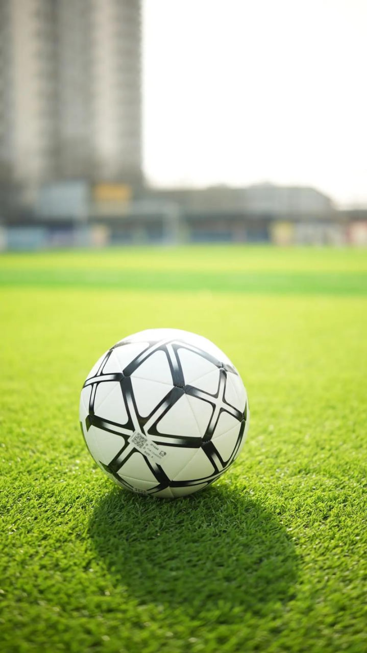 足球社区交流讨论场景